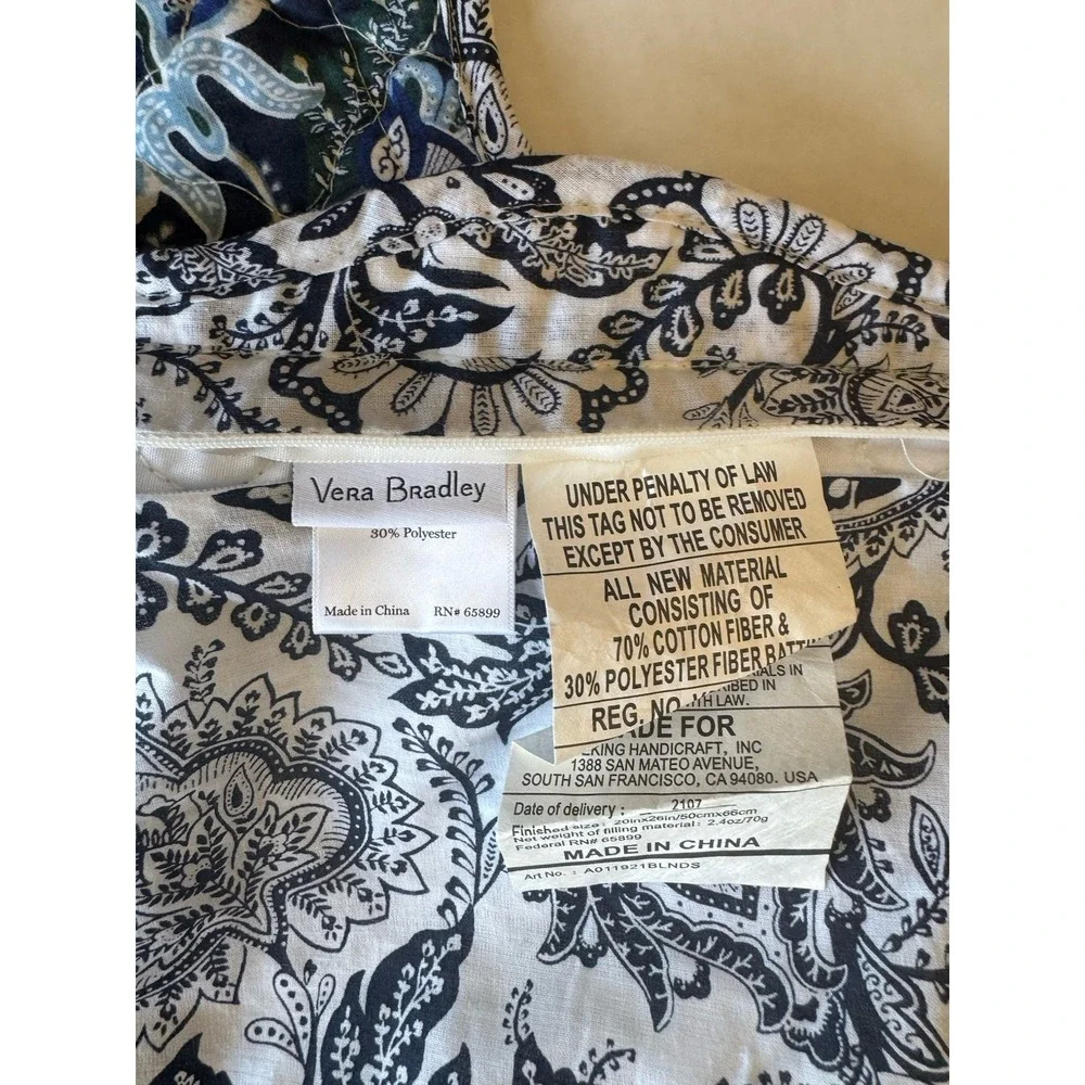 2 Vera Bradley Java Navy Paisley Standard Pillow Shams  Set Of 2 EUC
